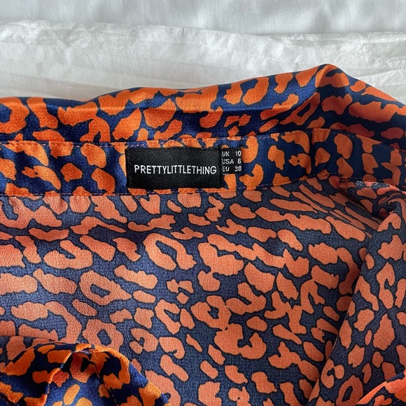 PrettyLittleThings Orange and Navy Blue Silk Matching Set - Picture 4 of 5